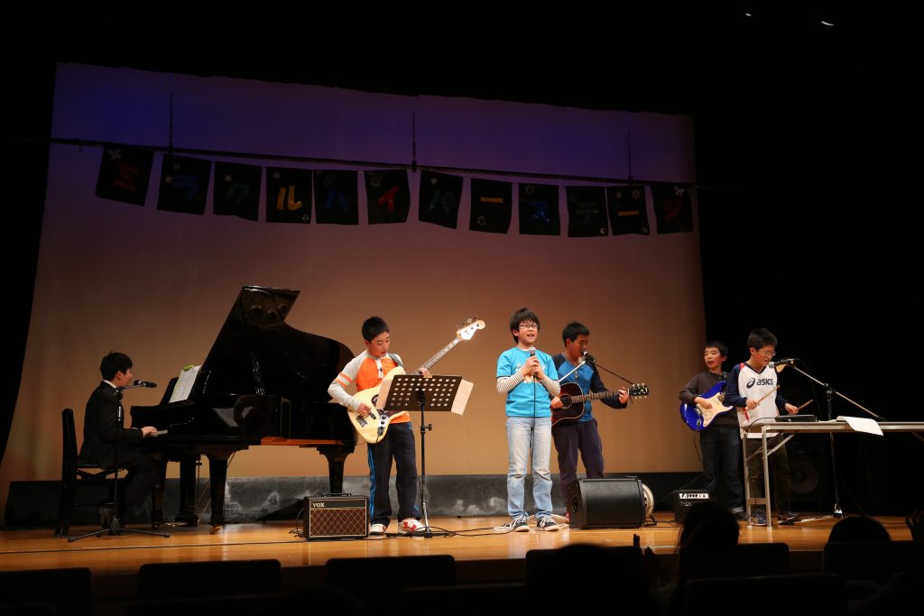 7.School Concert
